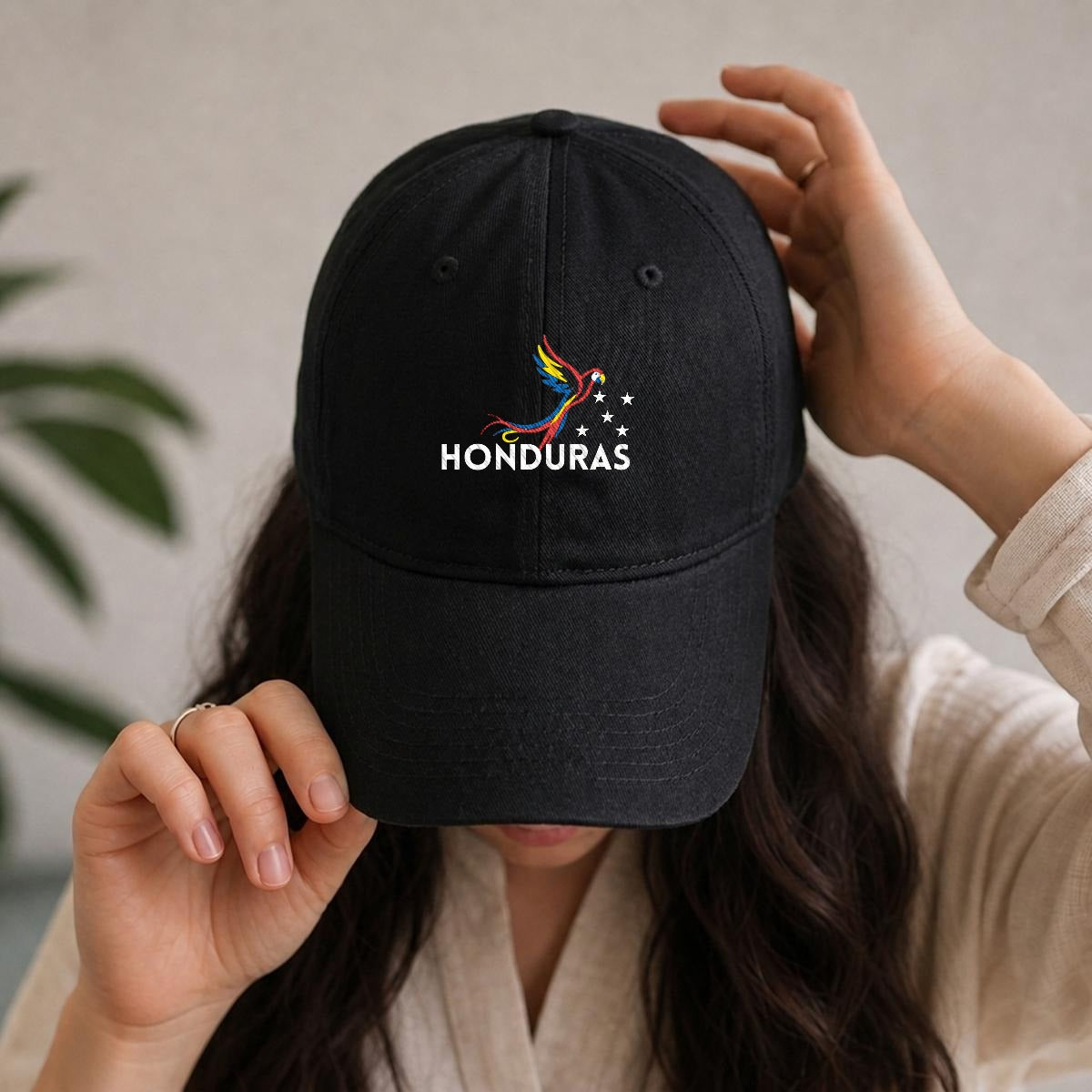 Gorra de Honduras Bordada Premium Guacamaya de Algodón Estilo Casual