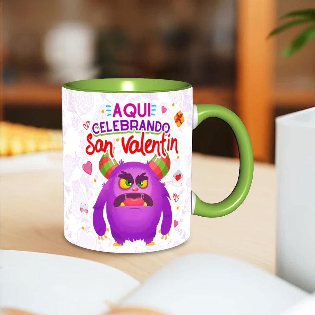 Taza y Tumbler San Valentin “Aquí Celebrando San Valentín”  Edición Divertida