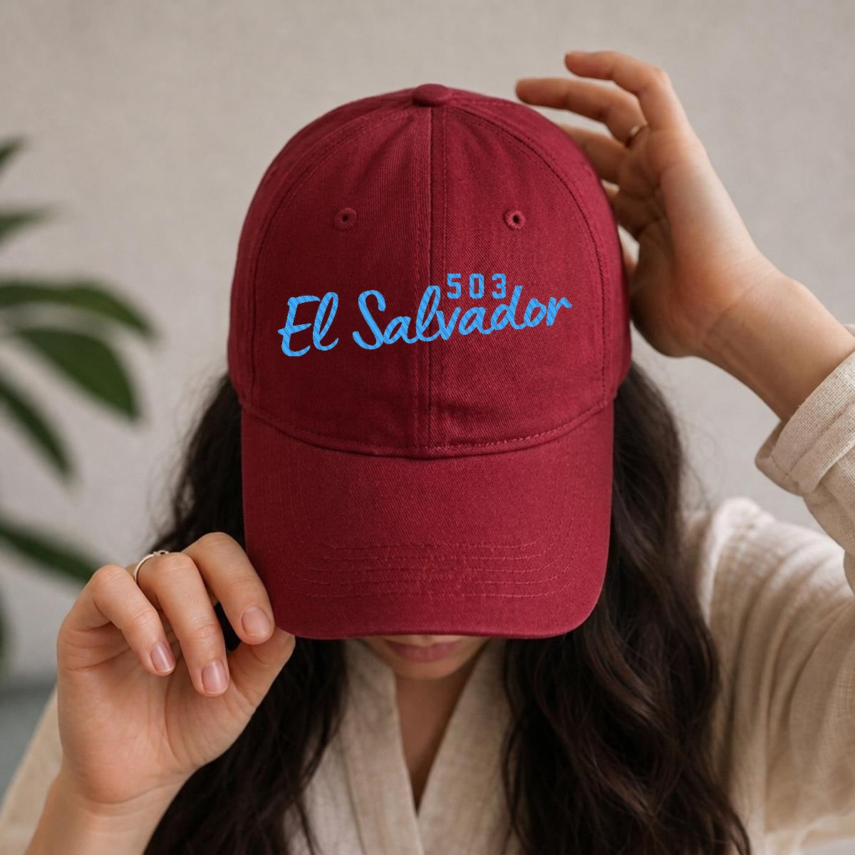Gorra de El Salvador 503 Bordada Premium Estilo Casual Ajustable de Algodón