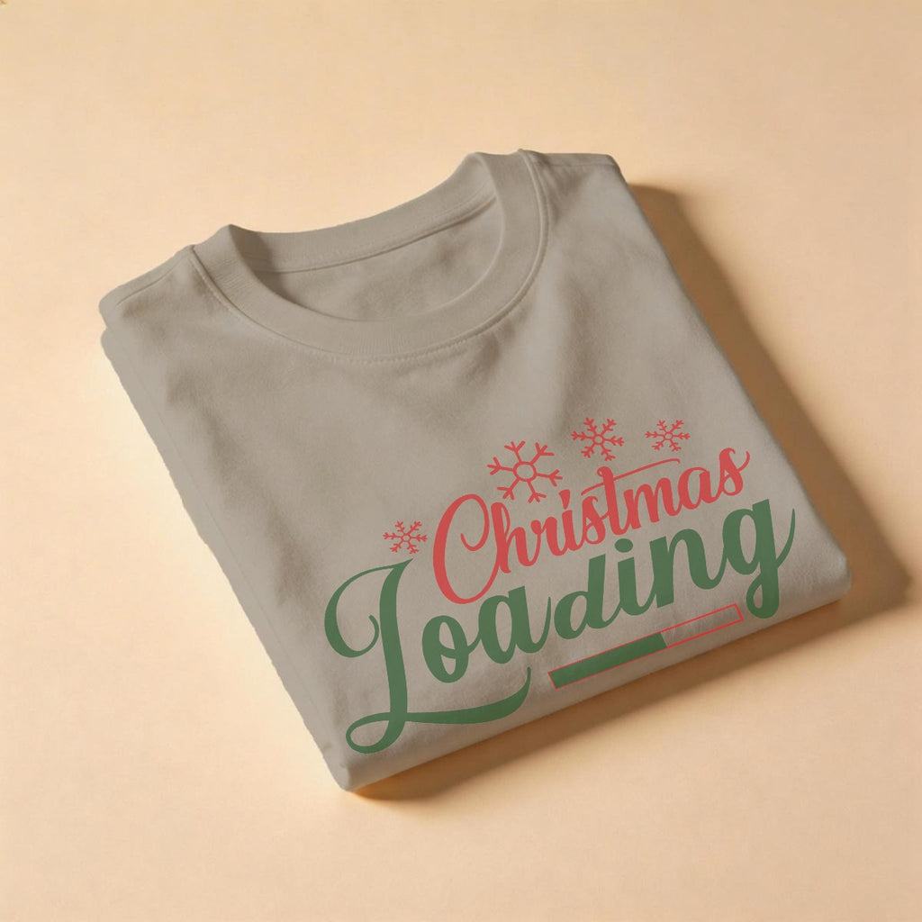 Camiseta Navideña Christmas Loading Cursiva