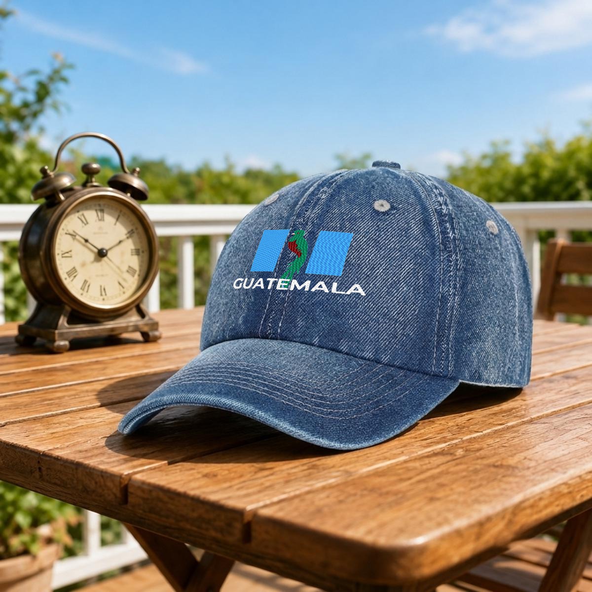Gorra de Guatemala Bordada Premium de Algodón con Diseño de Quetzal Estilo Vintage
