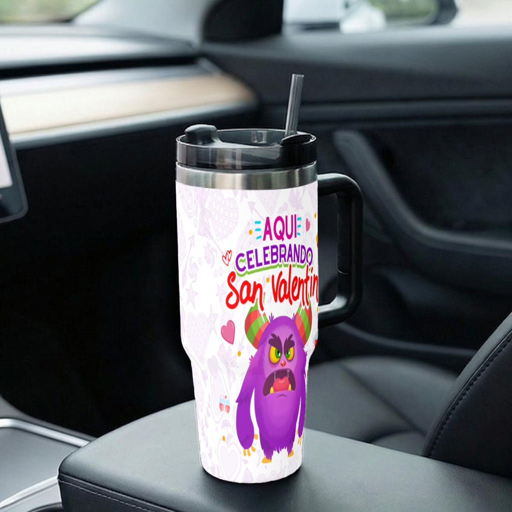 Taza y Tumbler San Valentin “Aquí Celebrando San Valentín”  Edición Divertida