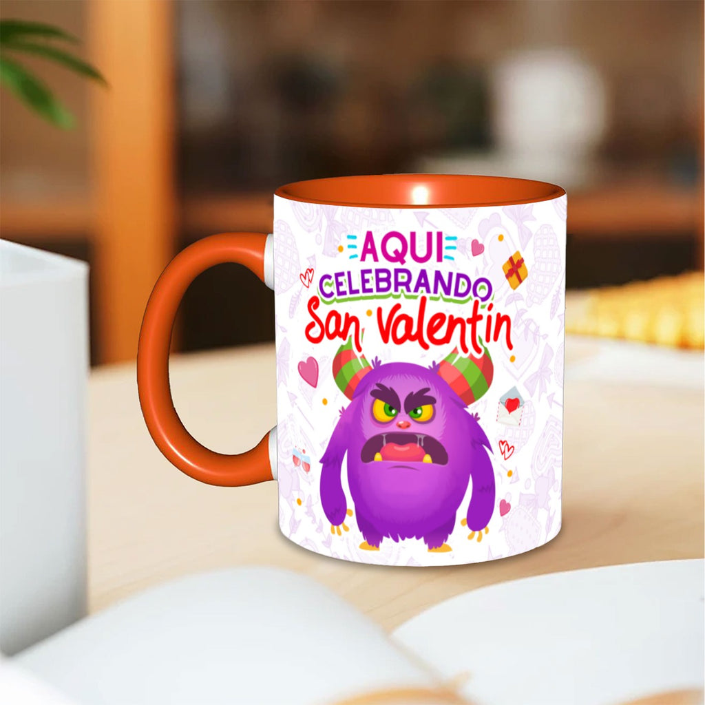 Taza y Tumbler San Valentin “Aquí Celebrando San Valentín”  Edición Divertida