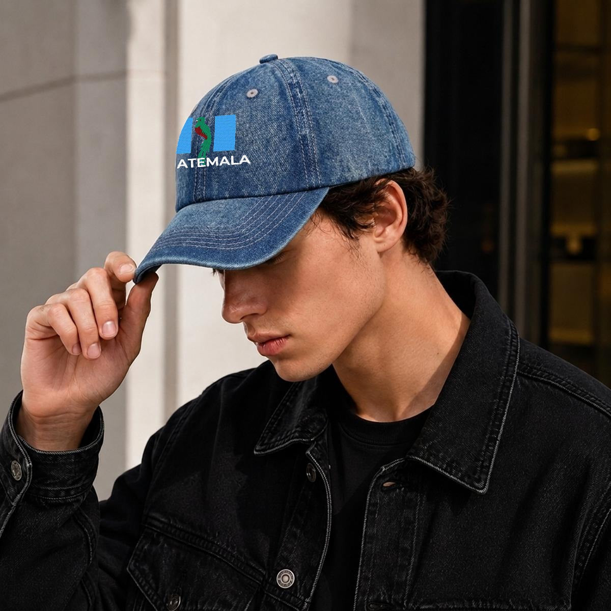 Gorra de Guatemala Bordada Premium de Algodón con Diseño de Quetzal Estilo Vintage