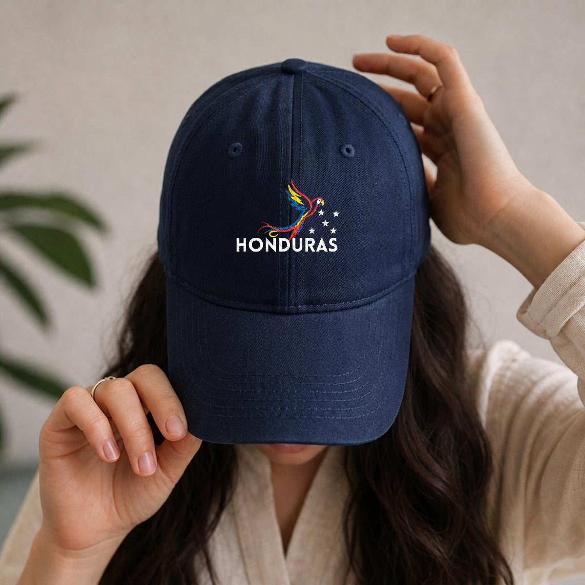 Gorra de Honduras Bordada Premium Guacamaya de Algodón Estilo Casual
