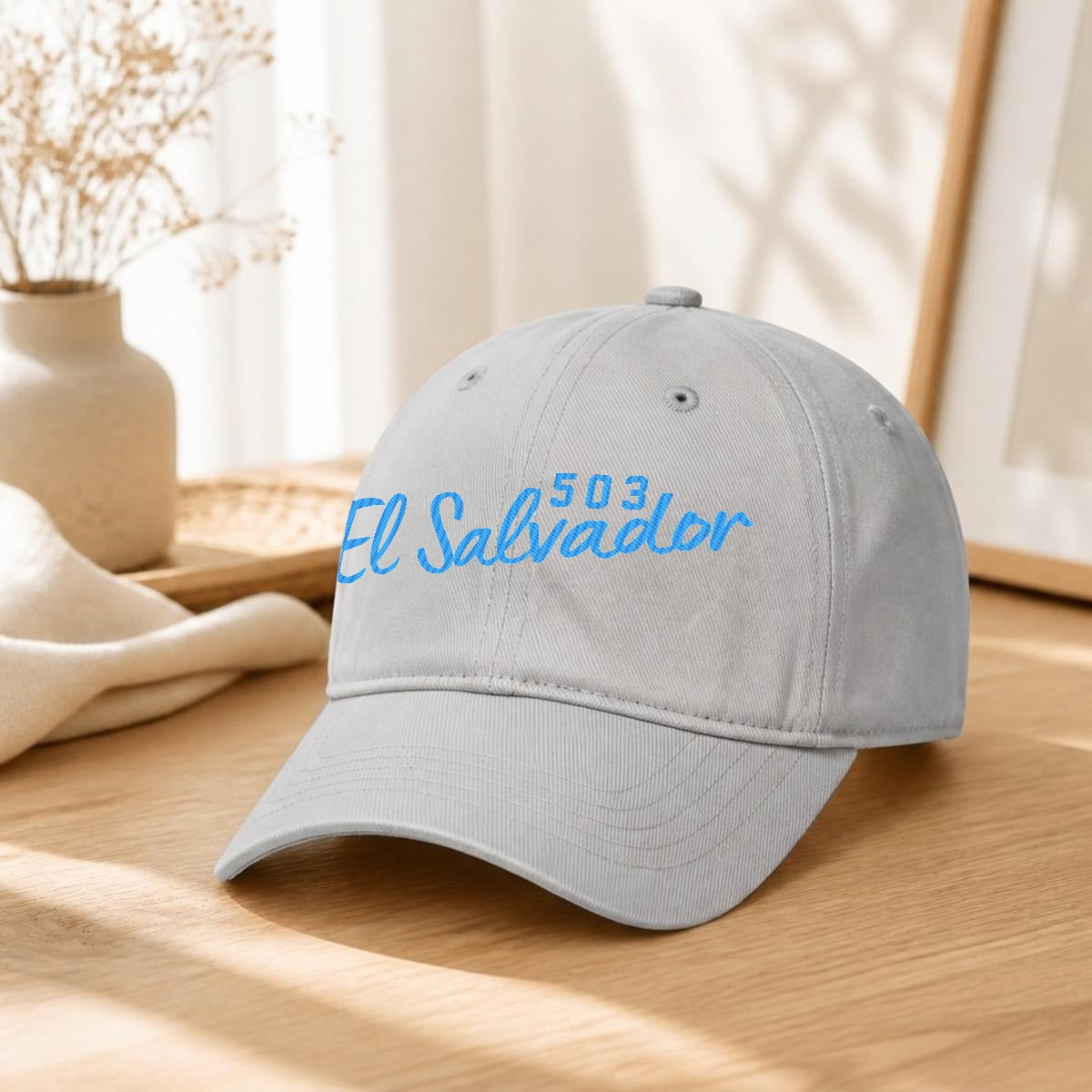Gorra de El Salvador 503 Bordada Premium Estilo Casual Ajustable de Algodón