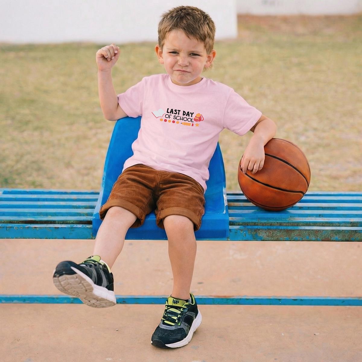 T-shirt enfant « Dernier jour d’école »